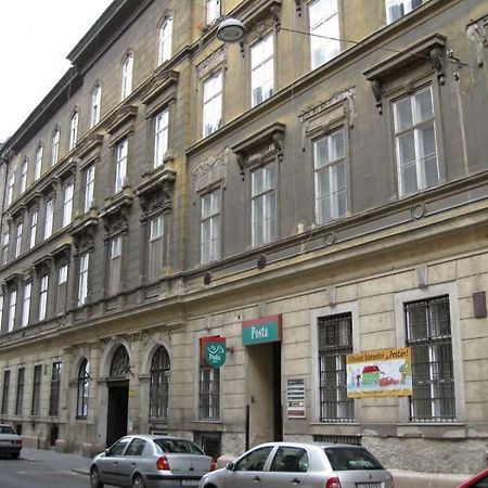 Хостел Walking Bed Budapest Downtown Екстер'єр фото