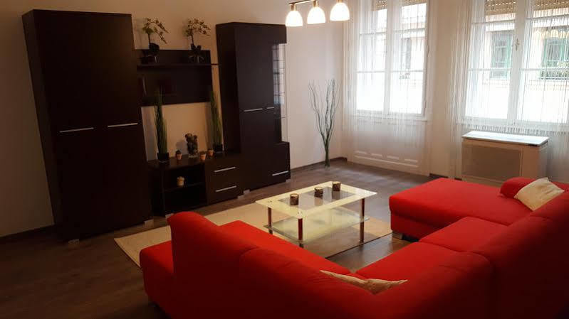 Хостел Walking Bed Budapest Downtown Екстер'єр фото