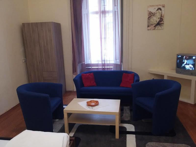 Хостел Walking Bed Budapest Downtown Екстер'єр фото