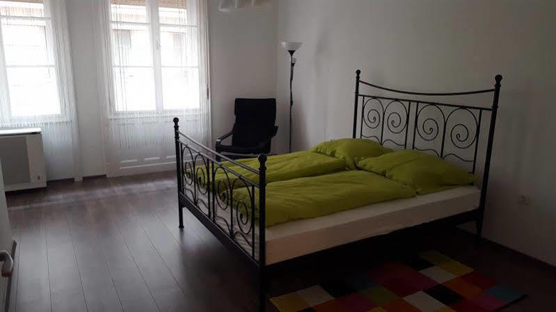 Хостел Walking Bed Budapest Downtown Екстер'єр фото